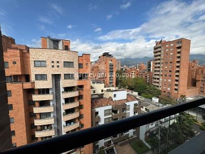 Apartamento de 2 alcobas en arriendo en Laureles, Medellín, 79 m² · foto 17 de 18