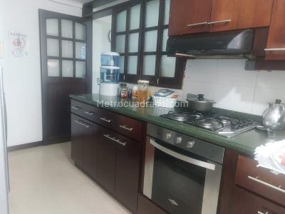 Apartamento de 3 alcobas en venta en El Poblado, Medellín, 174 m² · foto 7 de 18