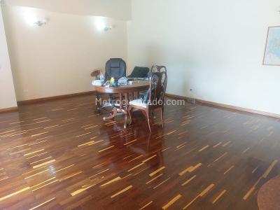 Apartamento de 2 alcobas en venta en El Poblado, Medellín, 128 m² · foto 2 de 16
