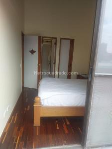 Apartamento de 2 alcobas en venta en El Poblado, Medellín, 128 m² · foto 9 de 16