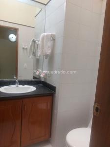Apartamento de 2 alcobas en venta en El Poblado, Medellín, 128 m² · foto 11 de 16