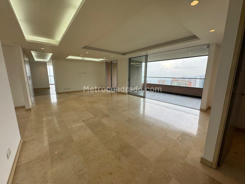 Apartamento en Arriendo, El Poblado, Medellín - Widok 4