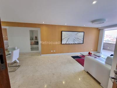 Apartamento en arriendo en Laureles, Medellín · foto 6 de 17