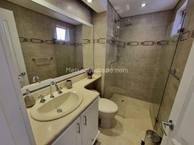 Apartamento en arriendo en Laureles, Medellín · foto 12 de 17