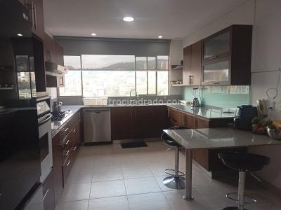Apartamento en arriendo en El Poblado, Medellín · foto 8 de 17