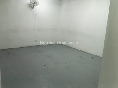 Casa de 5 alcobas en arriendo en Prado Centro, Medellín, 700 m² · foto 6 de 17