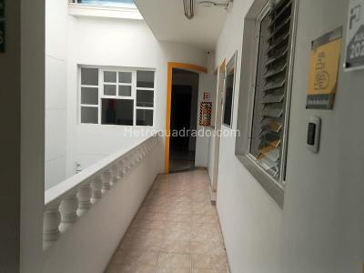 Casa de 5 alcobas en arriendo en Prado Centro, Medellín, 700 m² · foto 13 de 17