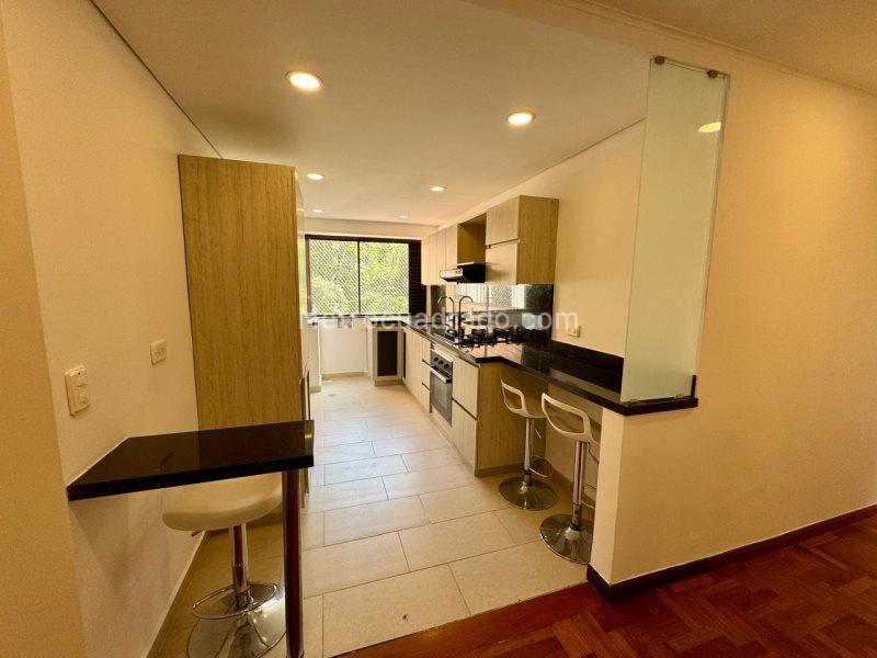 Apartamento Amplio de 3 Alcobas en Vizcaya, El Poblado