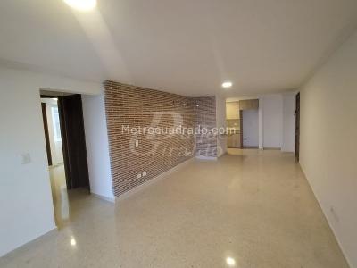 Apartamento de 2 alcobas en arriendo en El Poblado, Medellín, 98 m² · foto 2 de 16