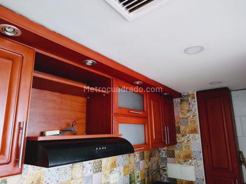 Apartamento con Vista Panorámica de 2 Alcobas en Robledo - 3