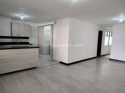 Apartamento de 3 alcobas en arriendo en Laureles, Medellín, 90 m² · foto 5 de 17