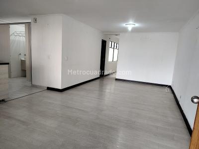 Apartamento de 3 alcobas en arriendo en Laureles, Medellín, 90 m² · foto 6 de 17