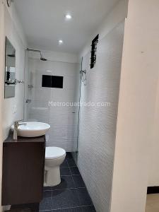 Apartamento de 3 alcobas en arriendo en Laureles, Medellín, 90 m² · foto 12 de 17