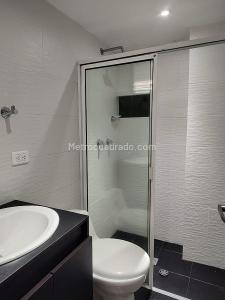 Apartamento de 3 alcobas en arriendo en Laureles, Medellín, 90 m² · foto 14 de 17