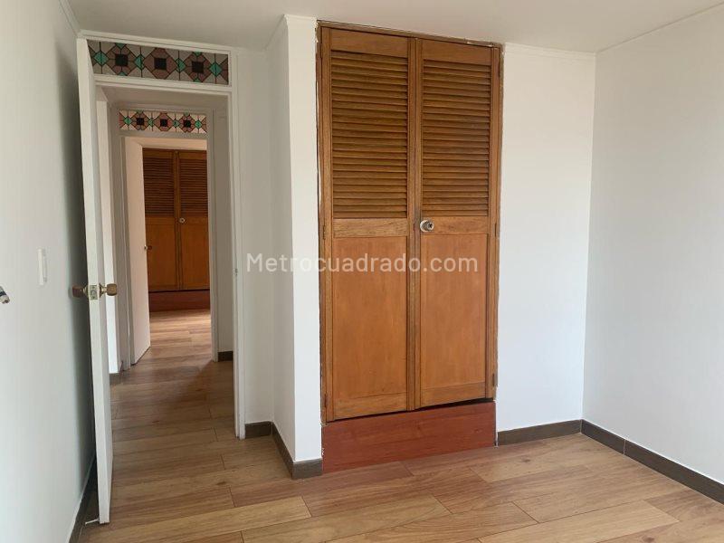 Apartamento en 3er Piso con 2 Alcobas en Laureles - 9