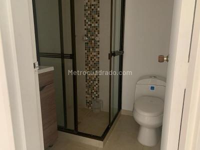 Apartamento de 2 alcobas en arriendo en Laureles, Medellín, 89 m² · foto 12 de 12