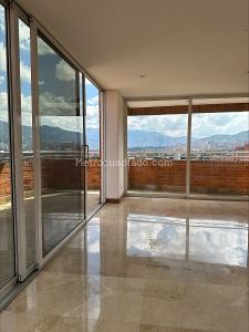 Apartamento en venta en Laureles, Medellín · foto 10 de 20