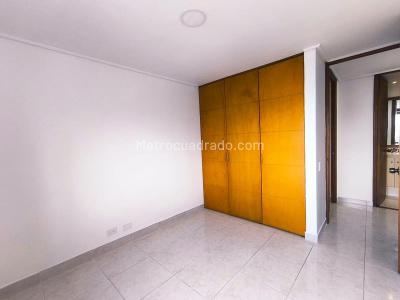 Apartamento de 3 alcobas en arriendo en Colombia, Medellín, 110 m² · foto 7 de 15
