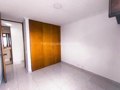 Apartamento de 3 alcobas en arriendo en Colombia, Medellín, 110 m² · foto 8 de 15