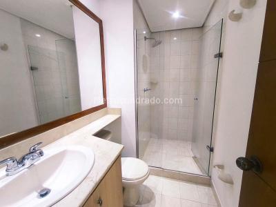 Apartamento de 3 alcobas en arriendo en Colombia, Medellín, 110 m² · foto 13 de 15