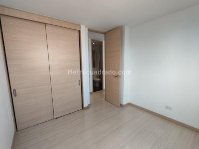 Apartamento de 2 alcobas en arriendo en El Esmeraldal, Envigado, 84 m² · foto 2 de 20