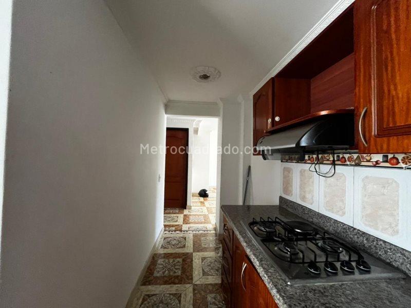 3BR Apartment for Rent in Veldromo (Laureles) with Parking - 2