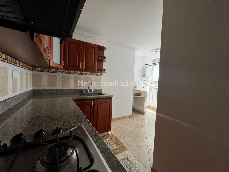 3BR Apartment for Rent in Veldromo (Laureles) with Parking - 4