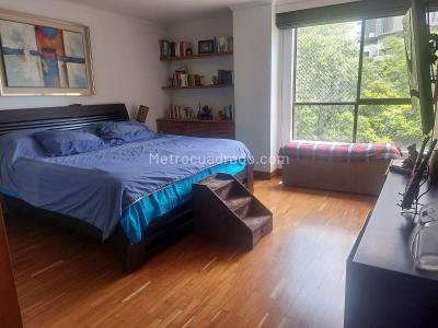Apartamento de 3 alcobas en venta en El Poblado, Medellín, 175 m² · foto 16 de 20