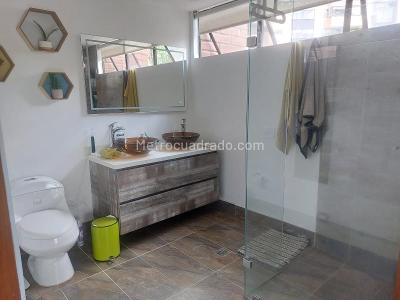 Apartamento de 3 alcobas en venta en El Poblado, Medellín, 175 m² · foto 18 de 20
