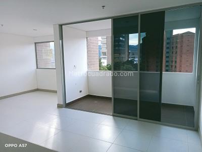 Apartamento de 2 alcobas en arriendo en El Poblado, Medellín, 90 m² · foto 4 de 17