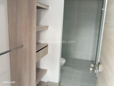 Apartamento de 2 alcobas en arriendo en El Poblado, Medellín, 90 m² · foto 14 de 17