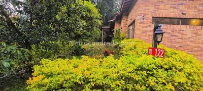 Casa de 3 alcobas en venta en Loma El Escobero, Envigado, 500 m² · foto 3 de 20