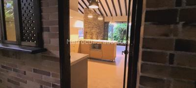 Casa de 3 alcobas en venta en Loma El Escobero, Envigado, 500 m² · foto 5 de 20