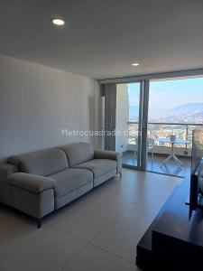 Apartamento de 2 alcobas en venta en Las Lomitas, Sabaneta, 80 m² · foto 3 de 20