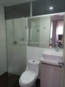 Apartamento de 2 alcobas en venta en Las Lomitas, Sabaneta, 80 m² · foto 8 de 20