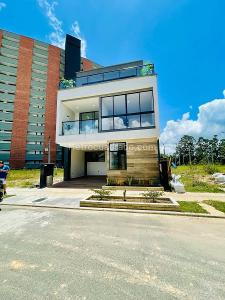 Casa de 4 alcobas en venta en Barro Blanco, Rionegro, 220 m² · foto 3 de 20