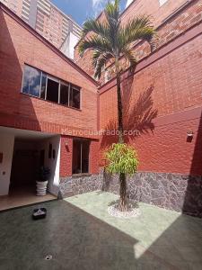 Casa de 5 alcobas en venta en San Jose, Sabaneta, 410 m² · foto 9 de 20