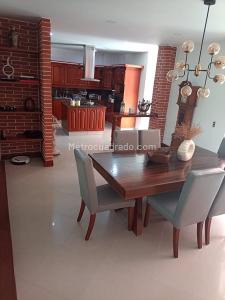 Casa de 5 alcobas en venta en San Jose, Sabaneta, 410 m² · foto 11 de 20