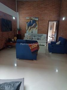 Casa de 5 alcobas en venta en San Jose, Sabaneta, 410 m² · foto 17 de 20