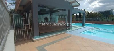 Apartamento de 4 alcobas en venta en El Poblado, Medellín, 162 m² · foto 2 de 20
