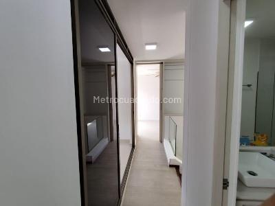 Apartamento de 4 alcobas en venta en El Poblado, Medellín, 162 m² · foto 9 de 20