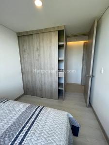 Apartamento de 3 alcobas en venta en San Antonio De Pereira, Rionegro, 78 m² · foto 2 de 20