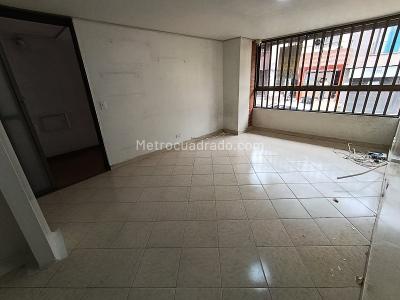 Local Comercial en Arriendo, Zona Centro, Envigado