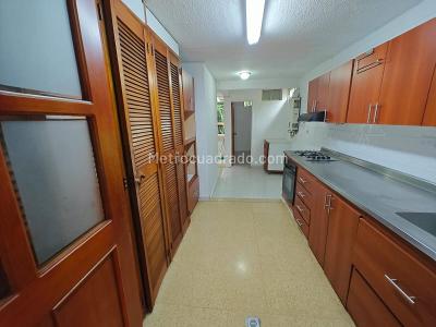 Casa de 3 alcobas en venta en Las Antillas, Envigado, 184 m² · foto 6 de 20