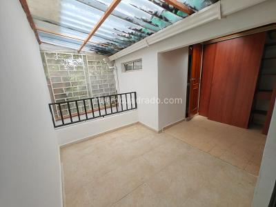Casa de 3 alcobas en venta en Las Antillas, Envigado, 184 m² · foto 14 de 20