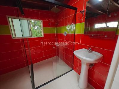 Casa de 3 alcobas en venta en Las Antillas, Envigado, 184 m² · foto 18 de 20
