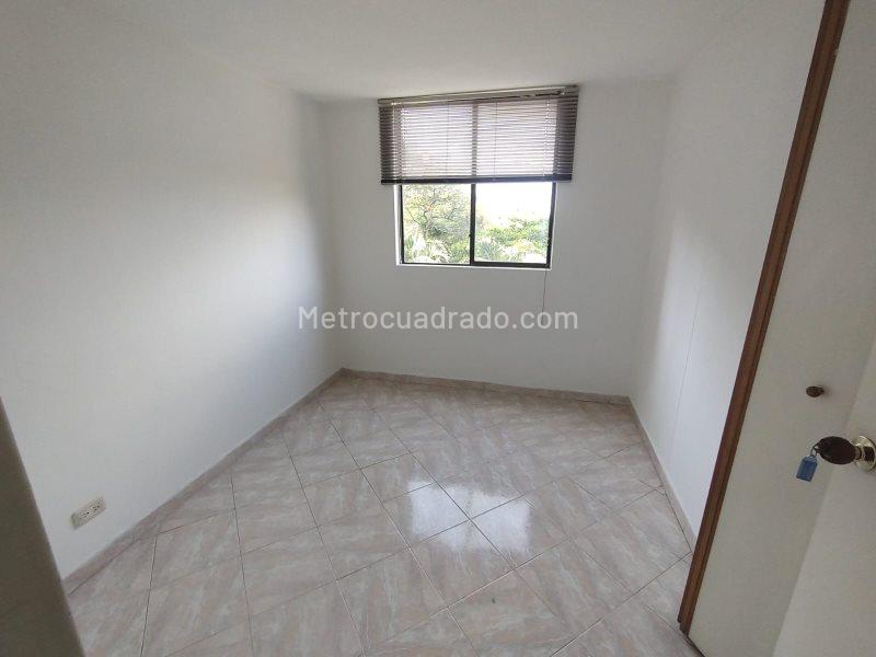 Charming 3BR Apartment in Loma De Los Bernal - 7