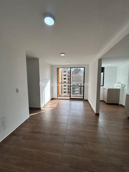 2BR Apartment in Cimarrona (49 m²) - 3