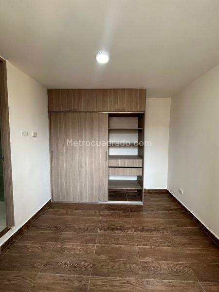 2BR Apartment in Cimarrona (49 m²) - 5