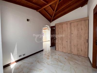 Apartamento de 3 alcobas en arriendo en El Poblado, Medellín, 170 m² · foto 8 de 20
